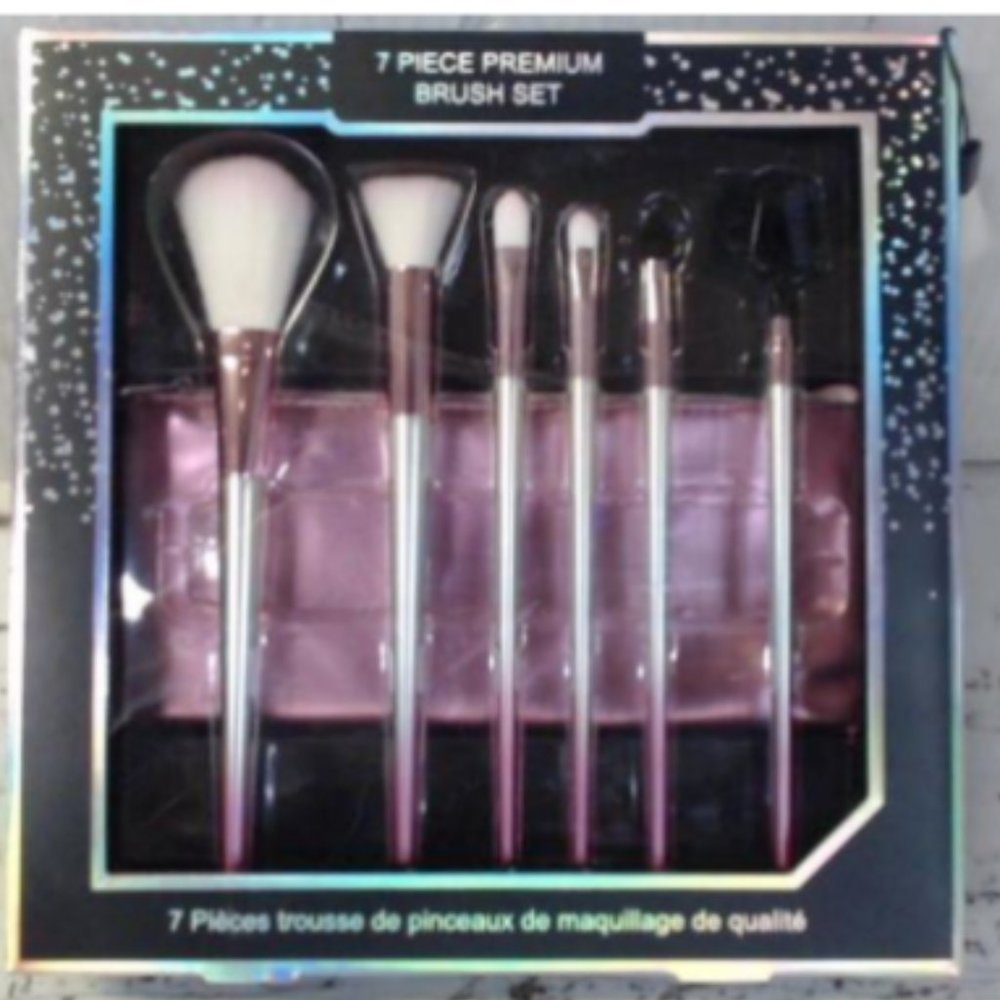 Seven Piece Premium Brush Set  + makeup pouch